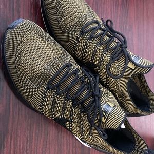 Nike Knit Sneakers